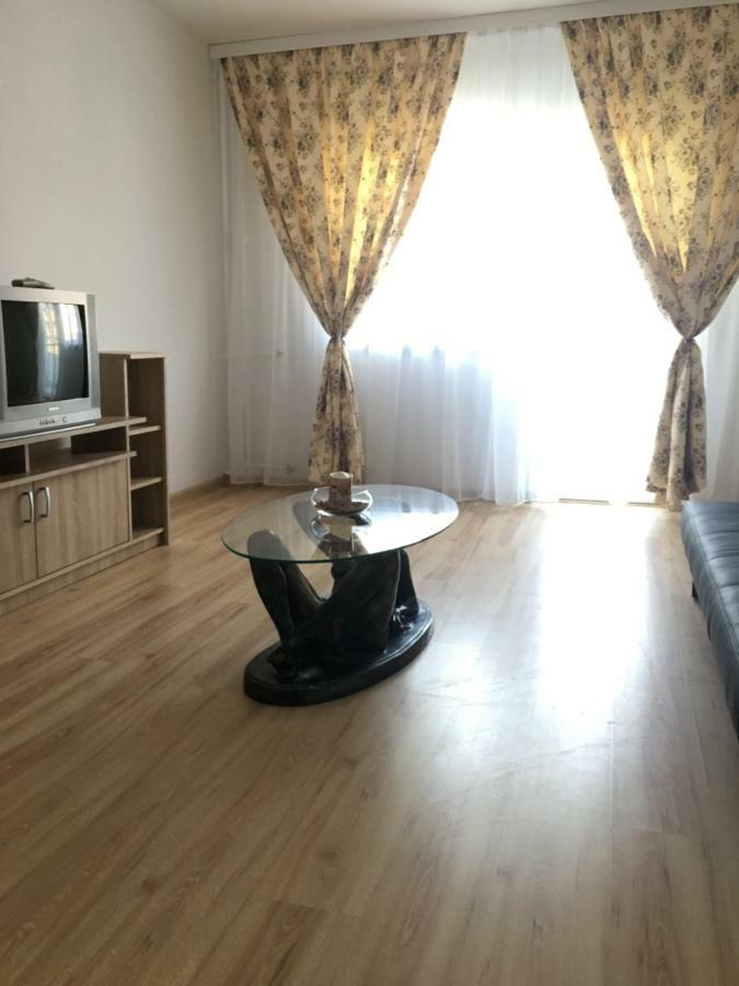 דרובטה-טורנו-סברין Apartament Kiseleff מראה חיצוני תמונה