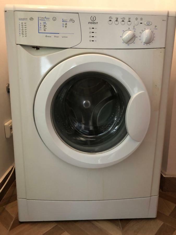 דרובטה-טורנו-סברין Apartament Kiseleff מראה חיצוני תמונה